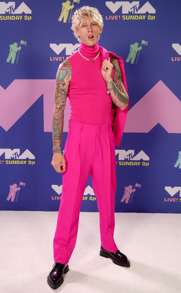 Machine Gun Kelly, 2020 MTV Video Music Awards, 2020 MTV VMA's, Arrivals Widget